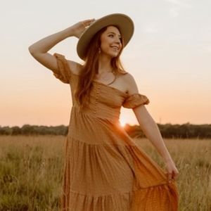 Meet your Posher, Taylor